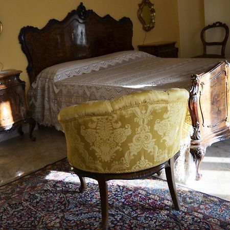 Stanze Barocche Bed & Breakfast Modica Bagian luar foto