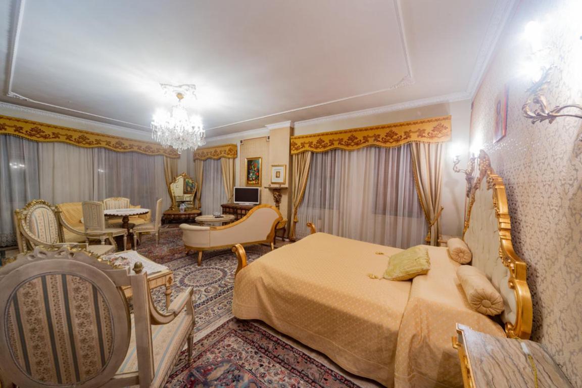 Stanze Barocche Bed & Breakfast Modica Bagian luar foto