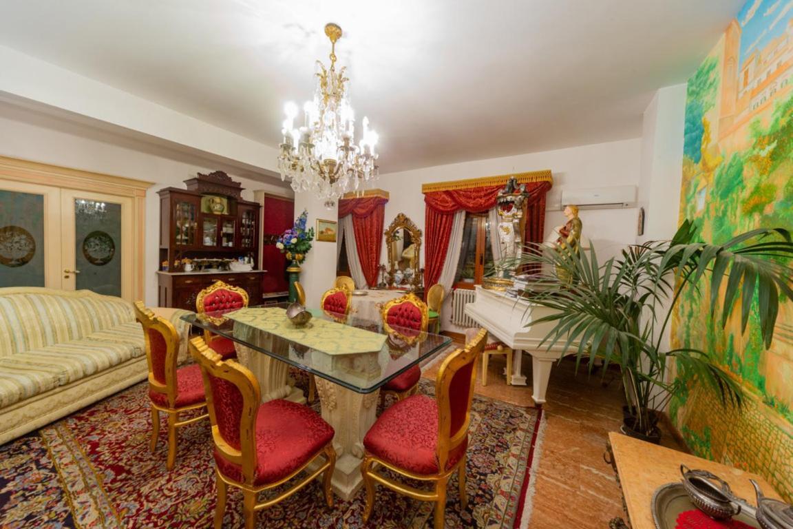Stanze Barocche Bed & Breakfast Modica Bagian luar foto
